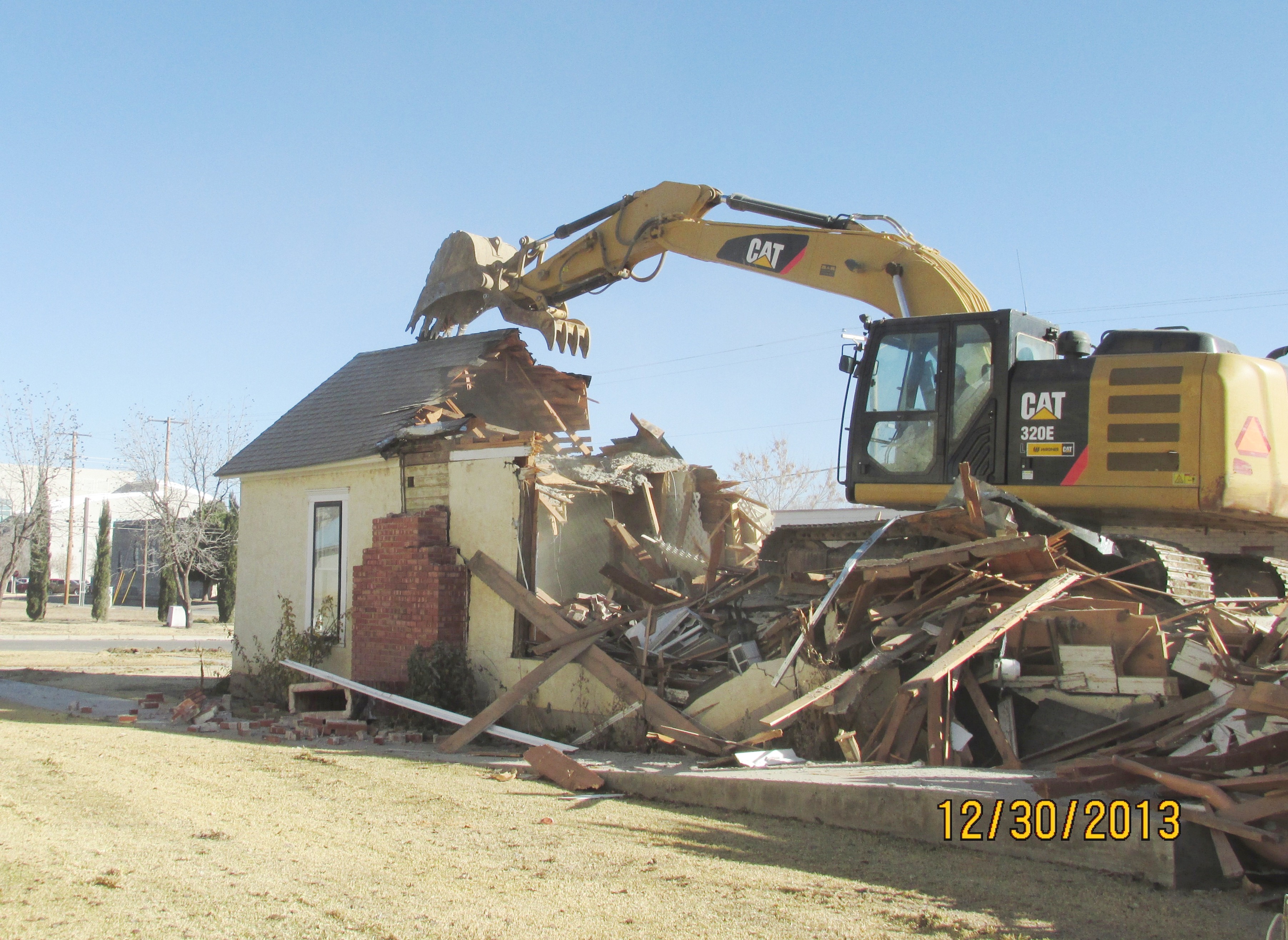 art annex demolition 12-30-13 057